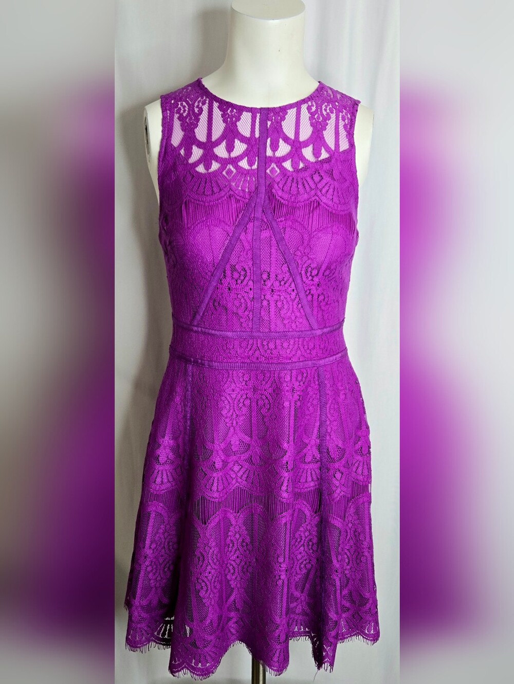 Adelyn Rae Vibrant Purple Lace Art Deco Geometric Wedding Guest Dress XS NWOT